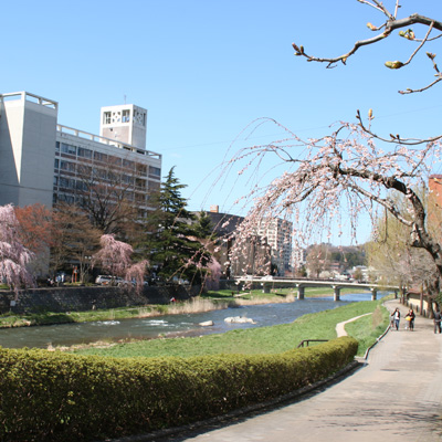 平成の名水百選　中津川綱取ダム下流