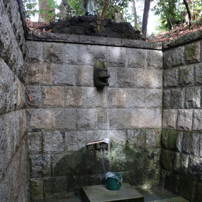 湧く湧く!「御瀧不動の滝」
